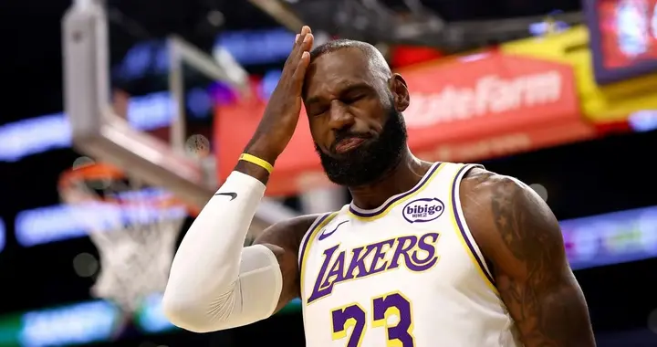 湖人23分惨败火箭！雷迪克已彻底失人心，像极24年输掘金后的哈姆