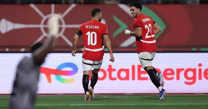 10人埃及成功复仇！19年首胜南非，萨拉赫连场破门，连刷4纪录