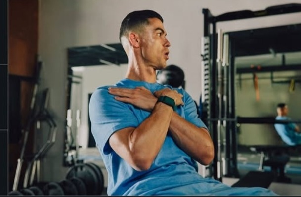 C罗2025健康报告：身体年龄28岁 C罗转发：圆满收官！