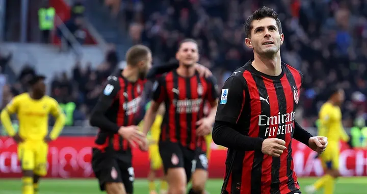 米兰20天首胜！暂登顶意甲，10战维罗纳全胜，连刷4大纪录