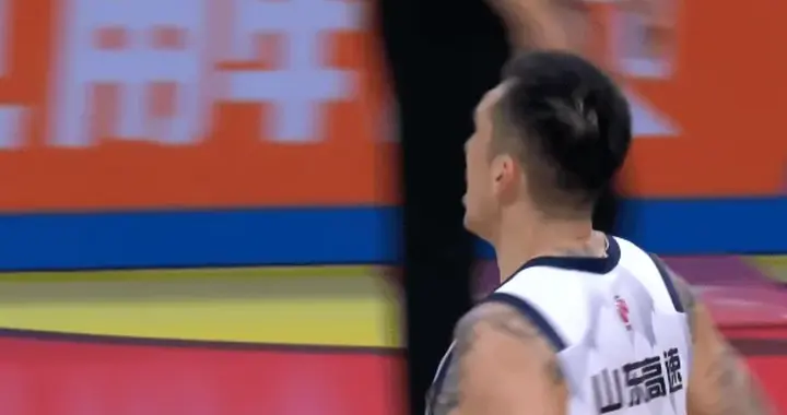 山东87-93青岛遭四坏消息！鲍威尔纯废，陶汉林陈林坚地位太低了