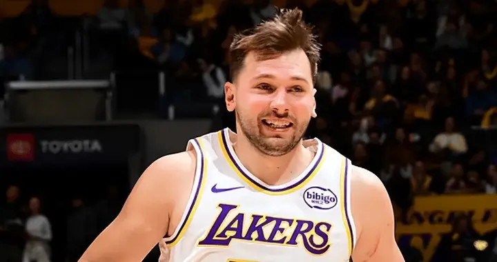 湖人大胜国王！6人上双，东契奇詹姆斯合砍58分，防守终获蜕变！