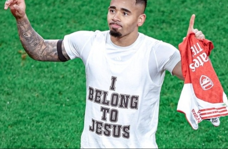 伤愈复出后首球！热苏斯做出与卡卡同款庆祝进球动作