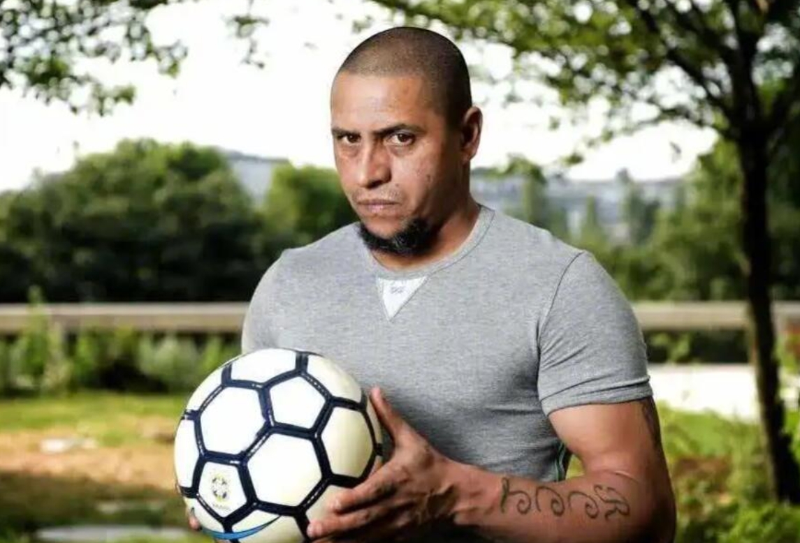 阿斯：卡洛斯因心脏问题住院并接受3小时手术 目前已脱离危险