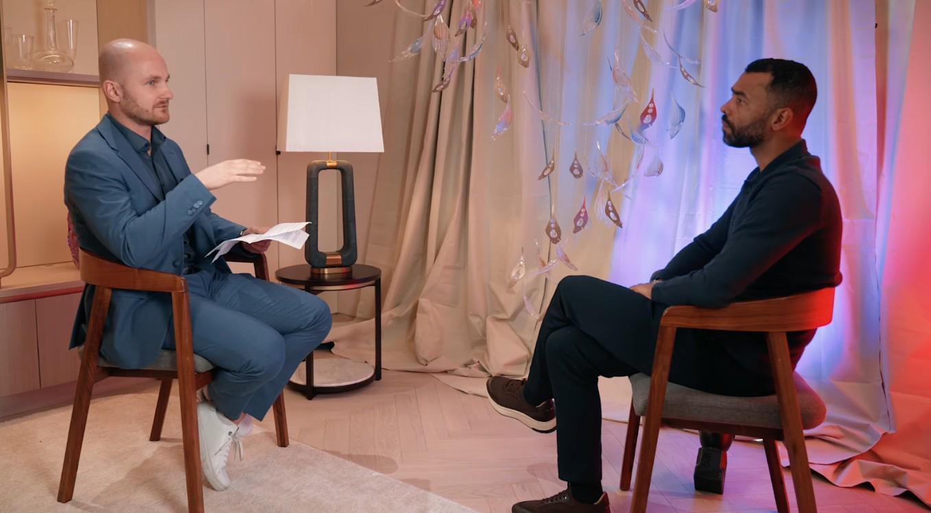 阿什利-科尔：足球中团队协作始终是关键；我一直愿意承担责任