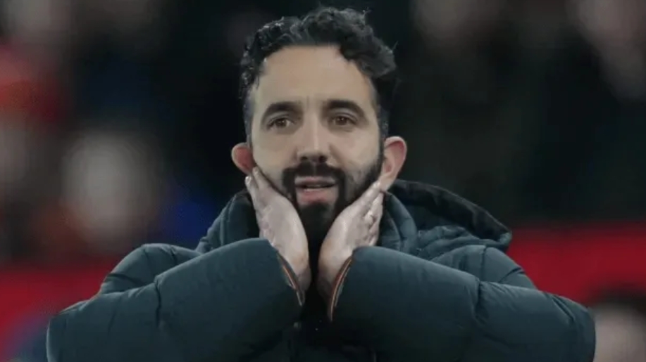 英媒：阿莫林与高层对话 球队想冬窗不引援今夏签大牌