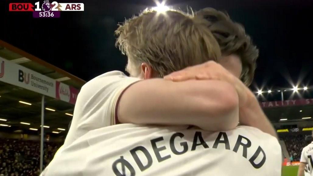 枪手队长状态火热，厄德高连续三场英超参与进球