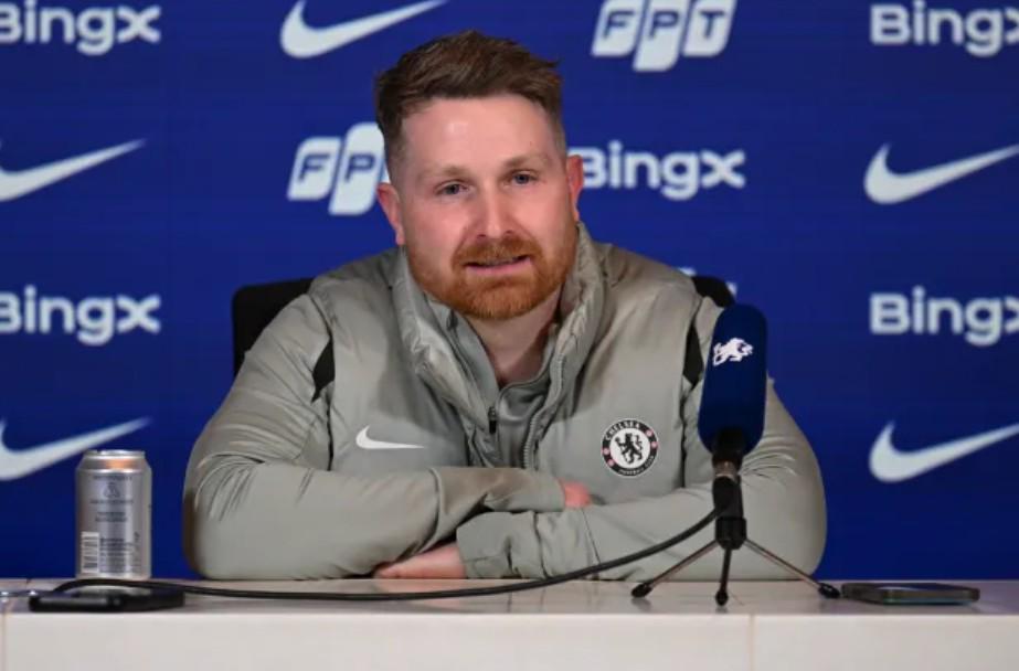 特里：麦克法兰是非常优秀的教练，有能力镇住切尔西更衣室