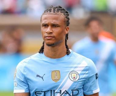 罗体：米兰在密切关注阿克，球员希望世界杯年有更多出场机会