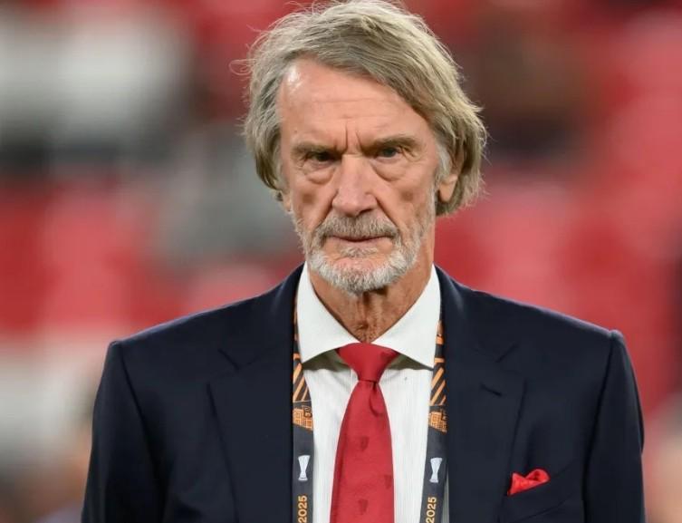 专家：拉爵希望曼联下赛季踢欧冠，否则将面临1000万镑罚款