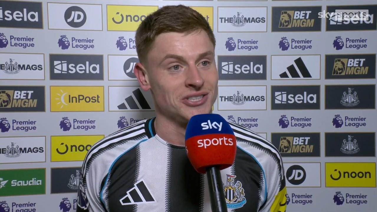 巴恩斯：不太记得绝杀球具体过程了，完全是本能反应