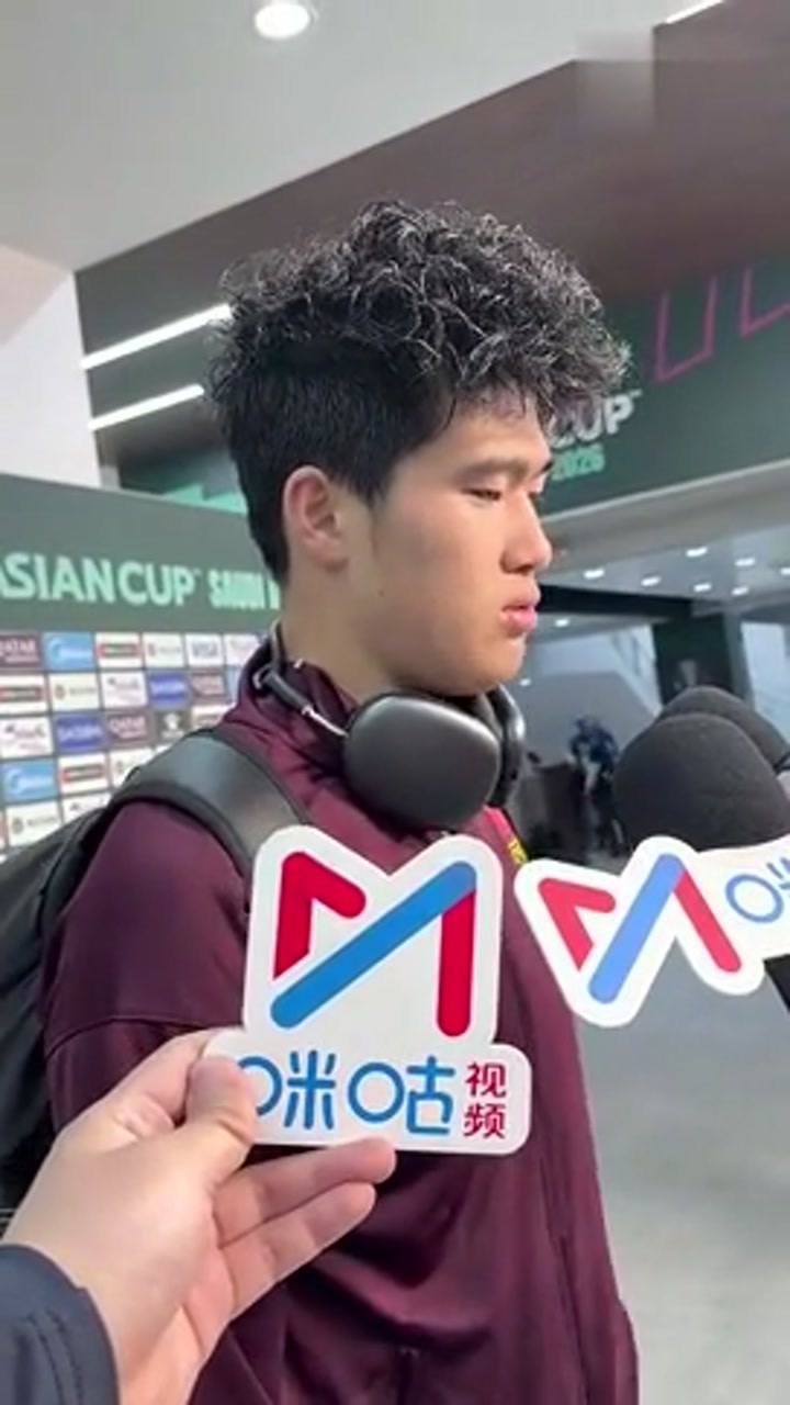 彭啸：丢球较早打乱了计划 能站在决赛舞台展示自己不遗憾