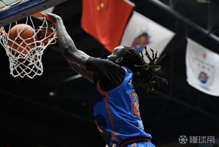 媒体人：四川两位外援因球队没有按时支付工资拒绝出战比赛