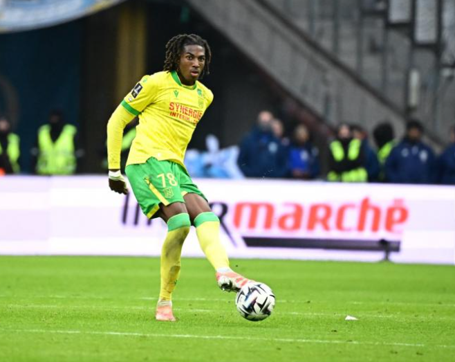 队报：切尔西3000万口头报价南特18岁中卫遭拒