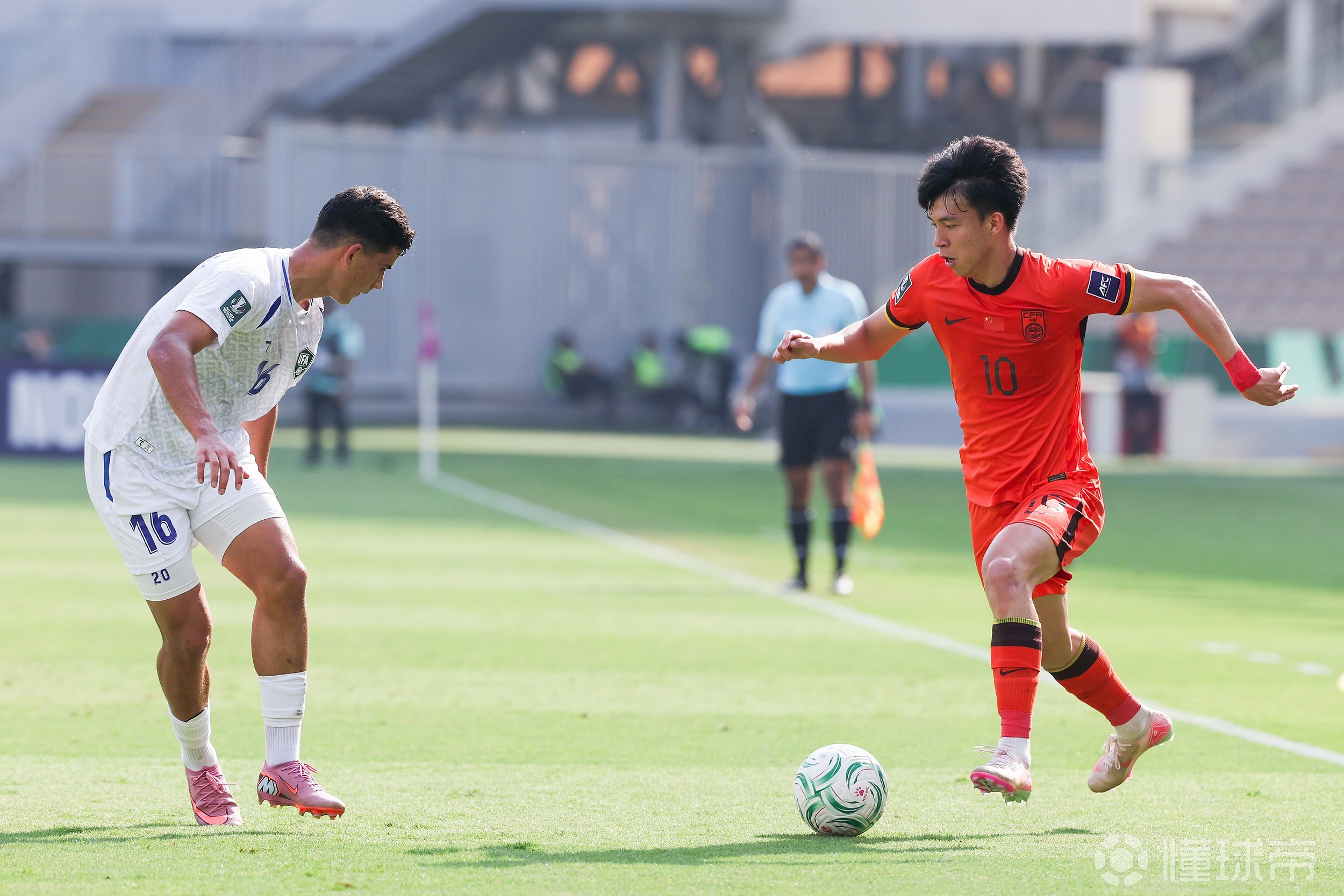 记者：有德甲豪门向王钰栋发出诚意邀约，但因种种原因未成行