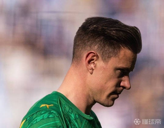 德天空：特狮预计将伤缺较长时间，所有相关方今天将进行会谈