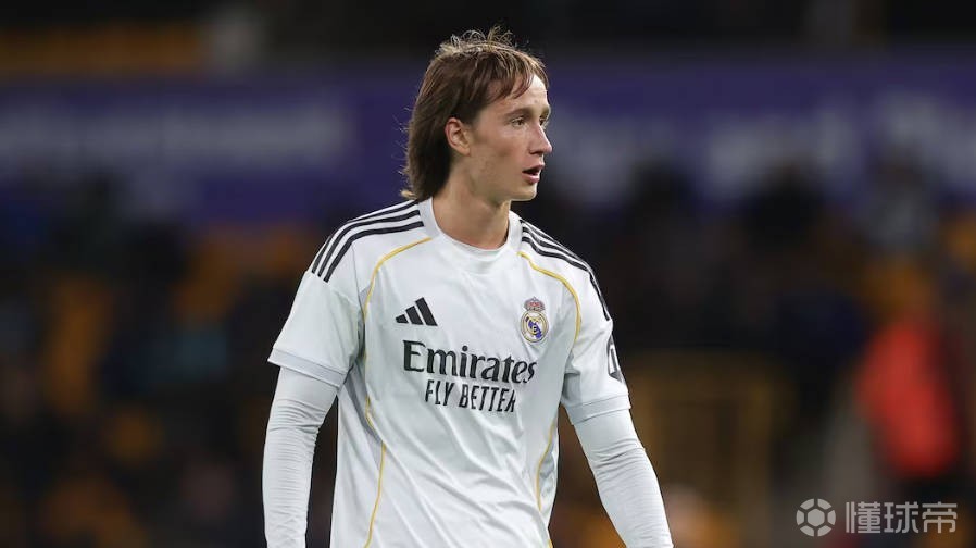 阿斯：皇马和阿韦洛亚都希望帮助霍安-马丁内斯提升水平