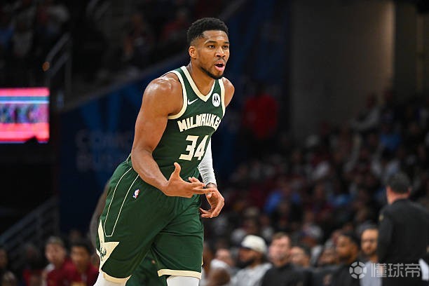 啥队有这配置？记者：某球队放弃字母哥因担心其不想当老二