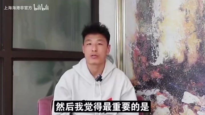 武磊当年给杨希的寄语：很高兴看到很多小球员去留洋踢球