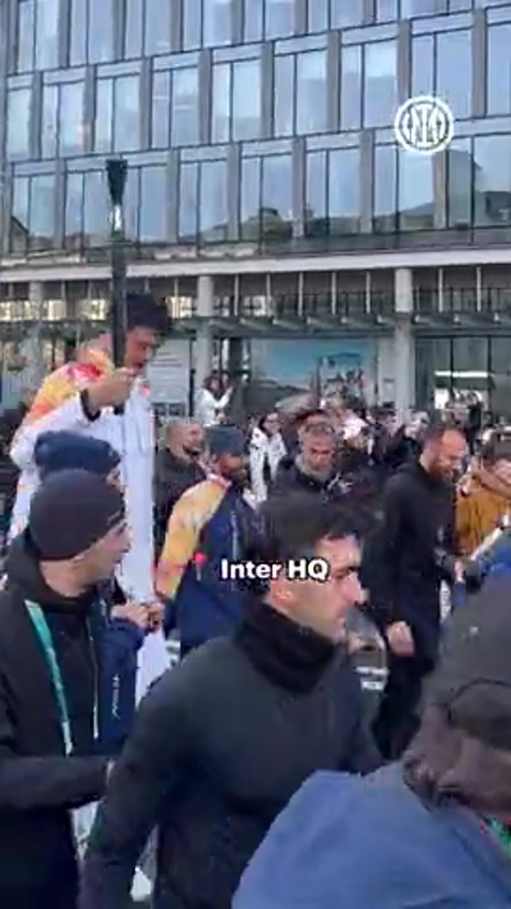 国米官方视频：姚明在国米总部下传递冬奥圣火