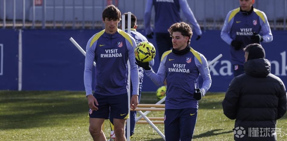世体：小蜘蛛今日正常参与马竞合练，4名球员缺席训练