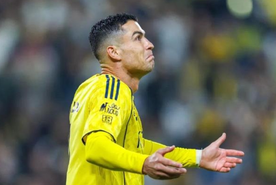 希勒评C罗罢赛：日薪超40万镑却不上班 这感觉一定非常爽