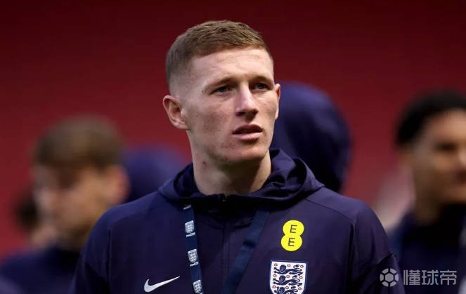 英媒：曼城相信能击败曼联签安德森；右后卫关注卡约德和里德