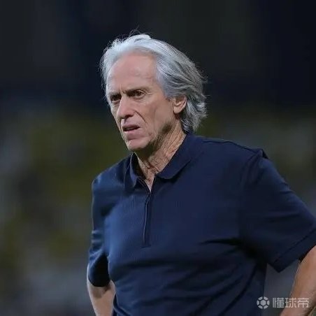 记者：胜利主帅热苏斯再次缺席赛后发布会，球员也没接受瞬采