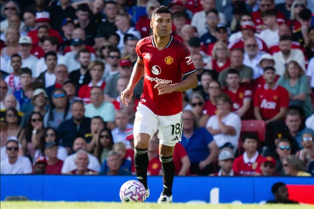 首发出战热刺，卡塞米罗达成英超100场里程碑