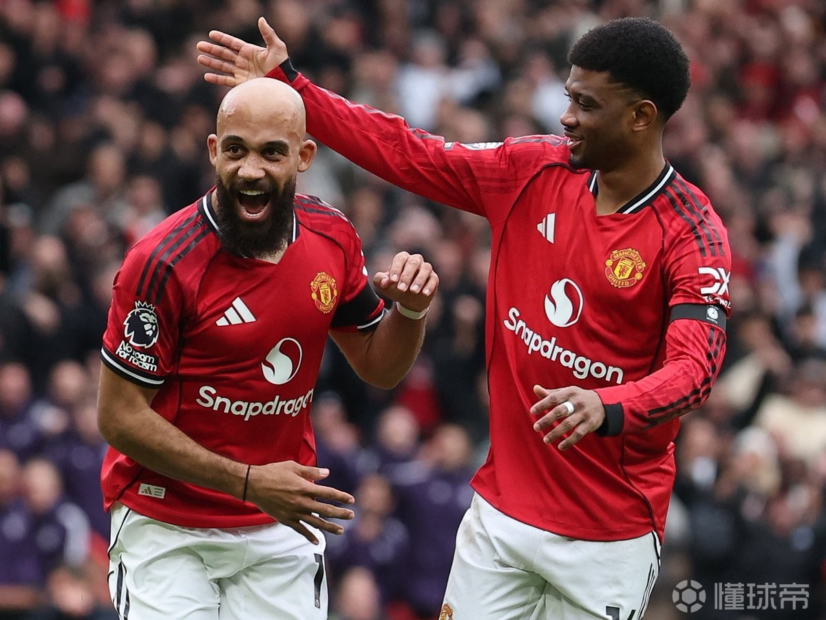 姆伯莫本赛季各项赛事打进10球，成为曼联队内头号射手