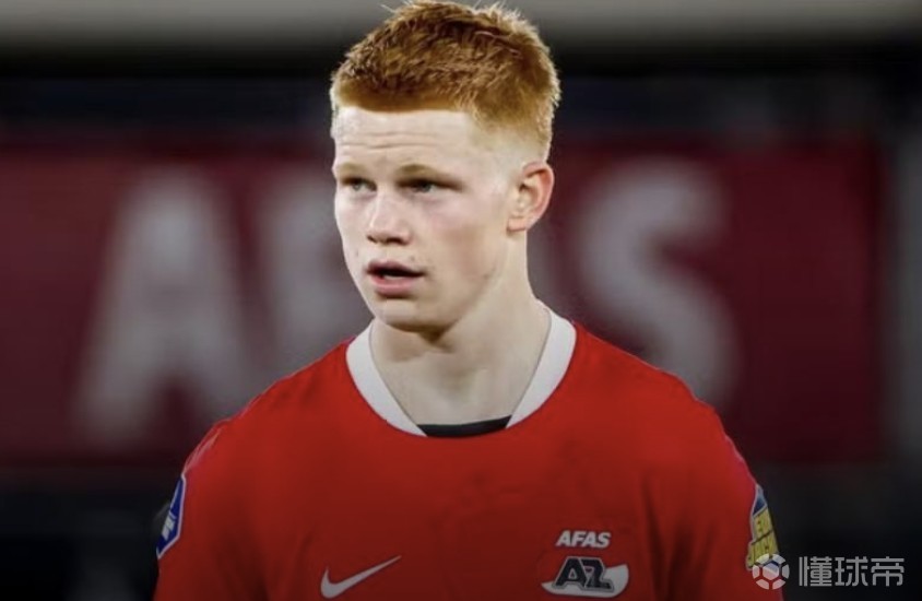 每体：皇马有意斯密特，阿尔克马尔请求门德斯介入以帮忙抬价