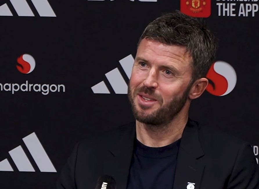 卡里克：我没刻意控制情绪，但进球时我的庆祝动作可能有点呆