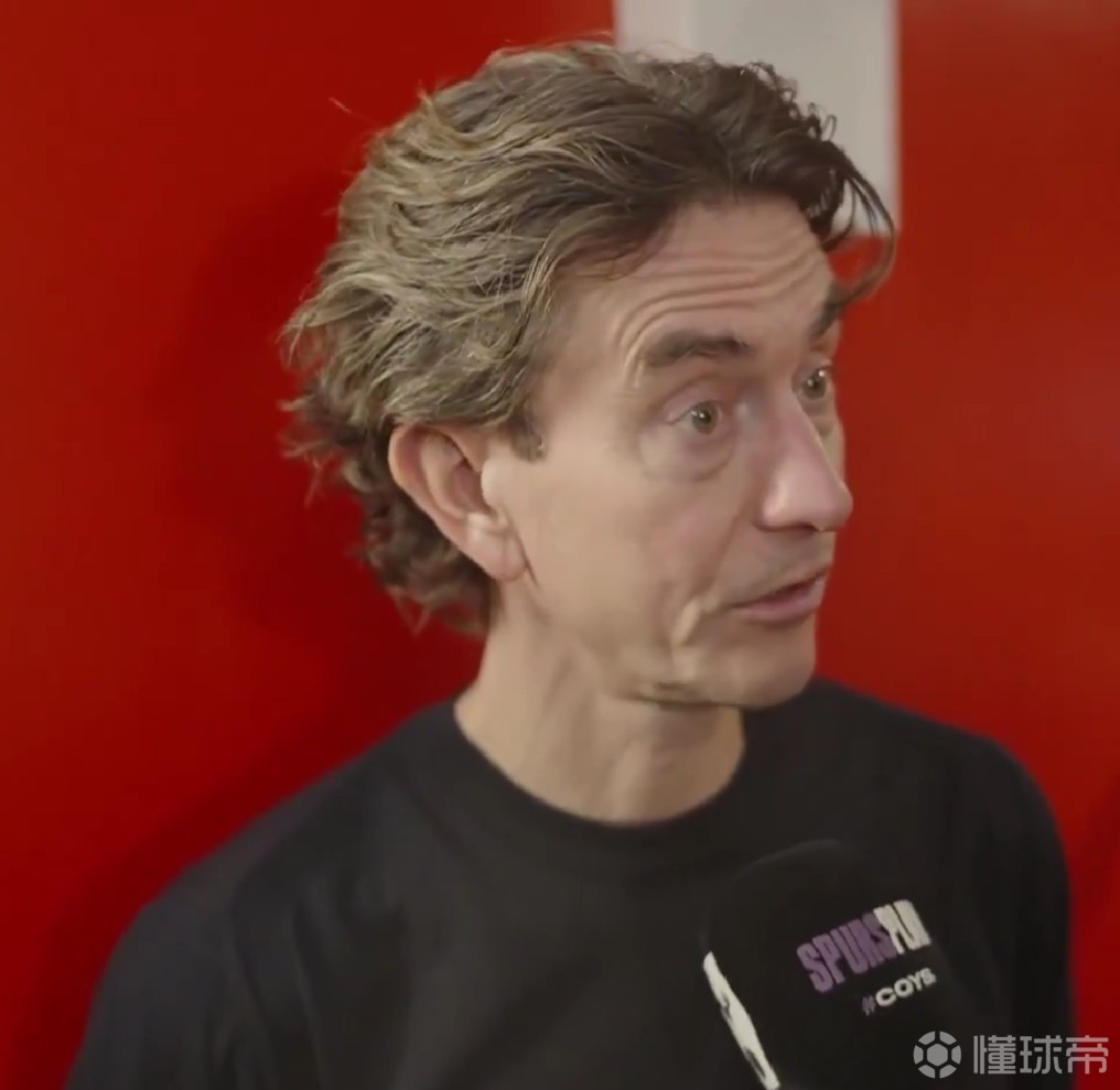 弗兰克：十人应战时球员们仍一直在战斗，对此我很满意