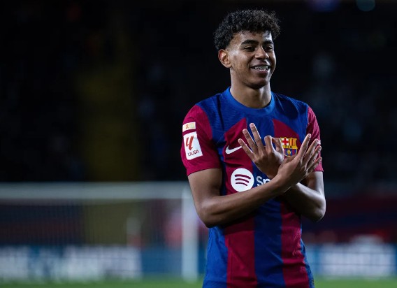 18岁209天，亚马尔成为西甲历史达成单赛季10球第四年轻球员