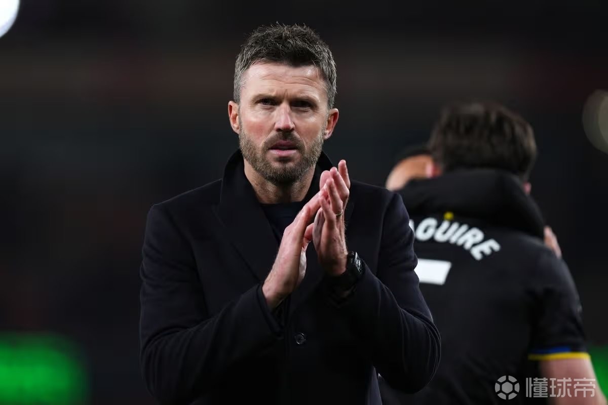 卡里克：谢什科会在这里成为一名重要球员，替补是战术选择