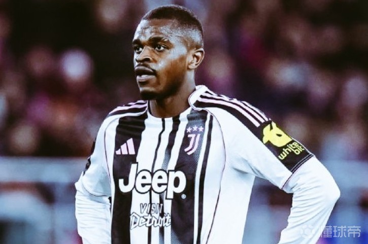 斯基拉：尤文与卡卢卢的经纪人展开谈判，商讨涨薪续约的事宜