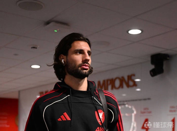 索博：希望能像上赛季那样表现，会在右后卫位置尽力做到最好