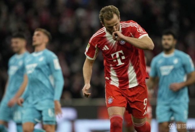 近三个赛季凯恩德甲直接参与105球，同期联赛断档第一