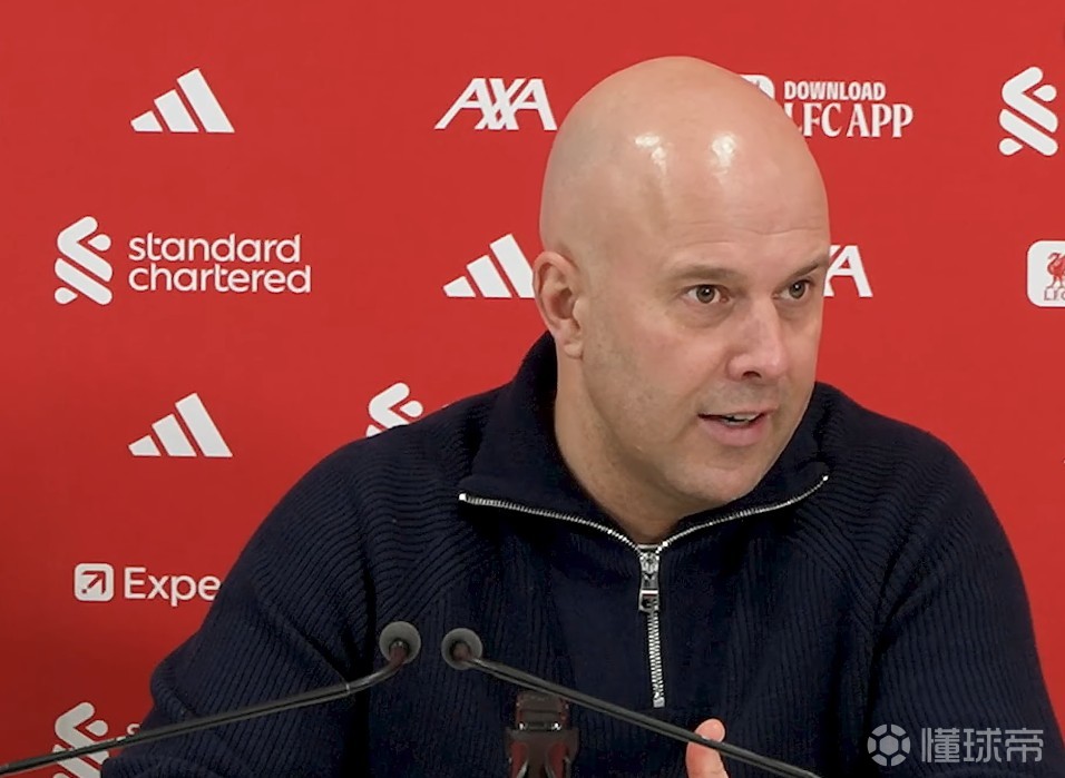 斯洛特：如果发生在对方禁区，我要求点球的话我不确定会判点