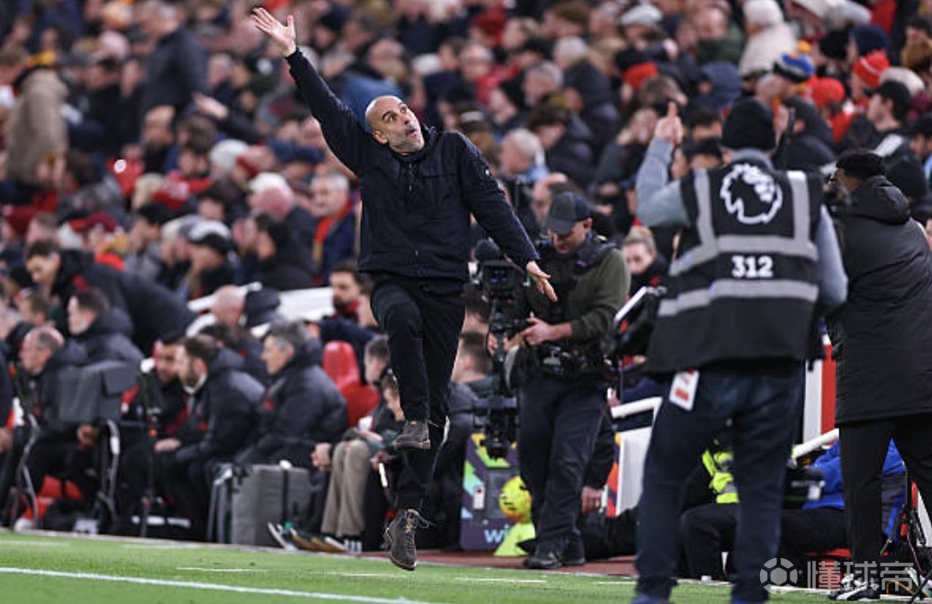 基恩：曼城的胜利对阿森纳是一次打击；先丢一球还能赢很惊人