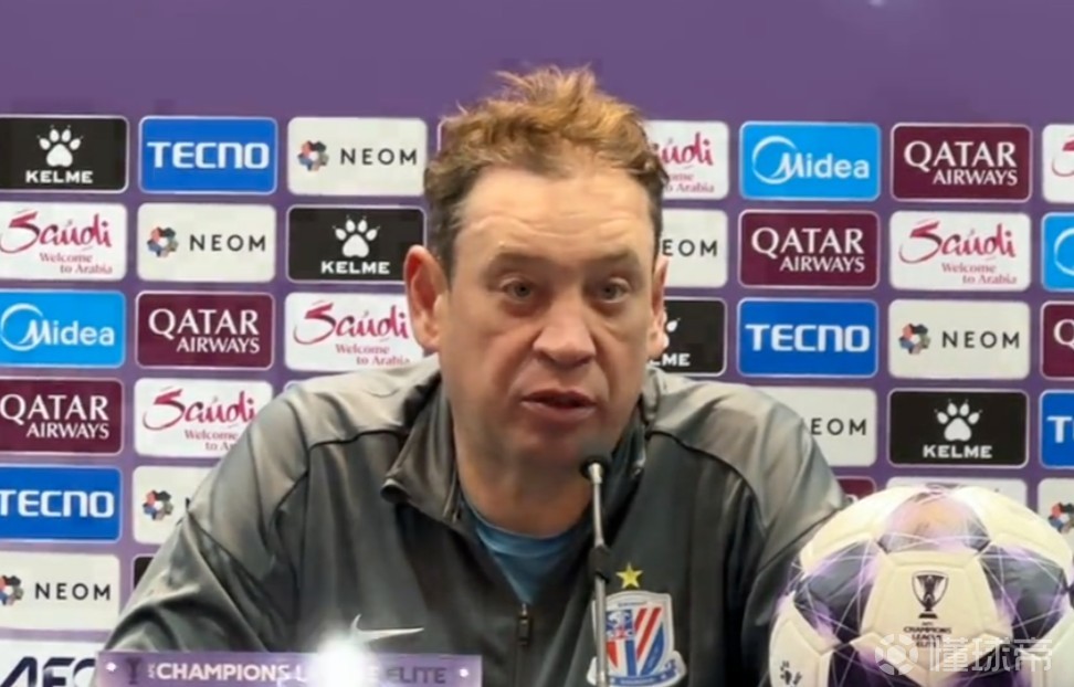 斯卢茨基：本赛季我们会主打433阵型；明天是晋级的最后机会