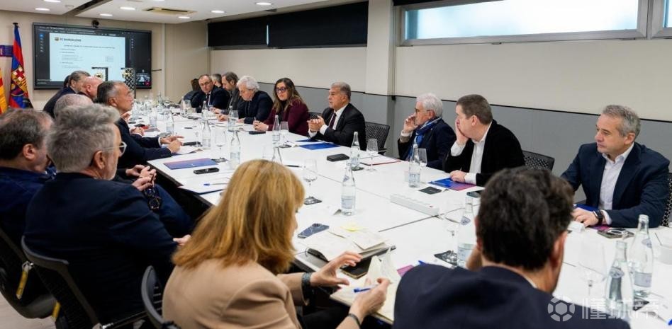 巴萨官方：拉波尔塔已正式递交辞呈，他将参加3月15日的选举