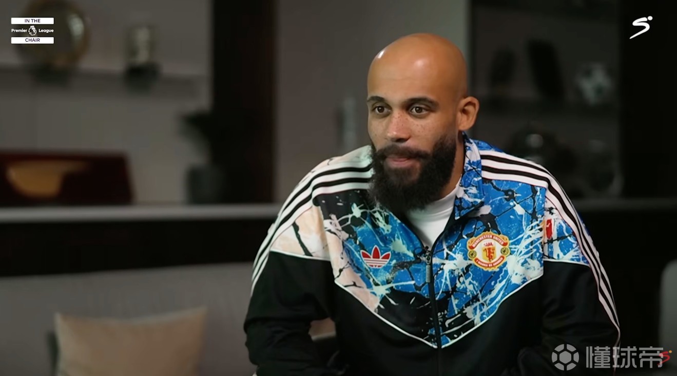 姆伯莫：我们现在的状态和氛围都很好，每个人都在为团队而战