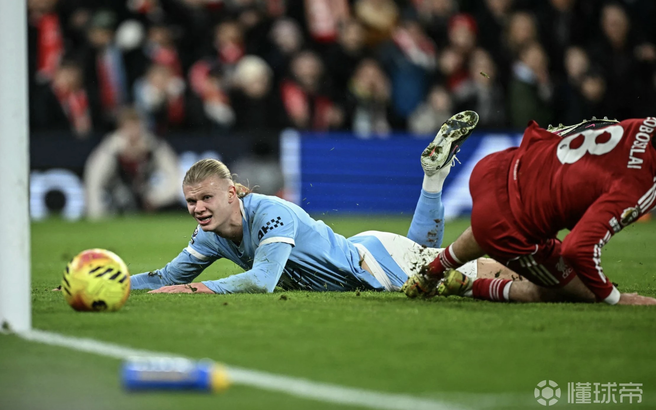 前裁判：裁判本不愿取消谢尔基的“进球”，VAR前他别无选择