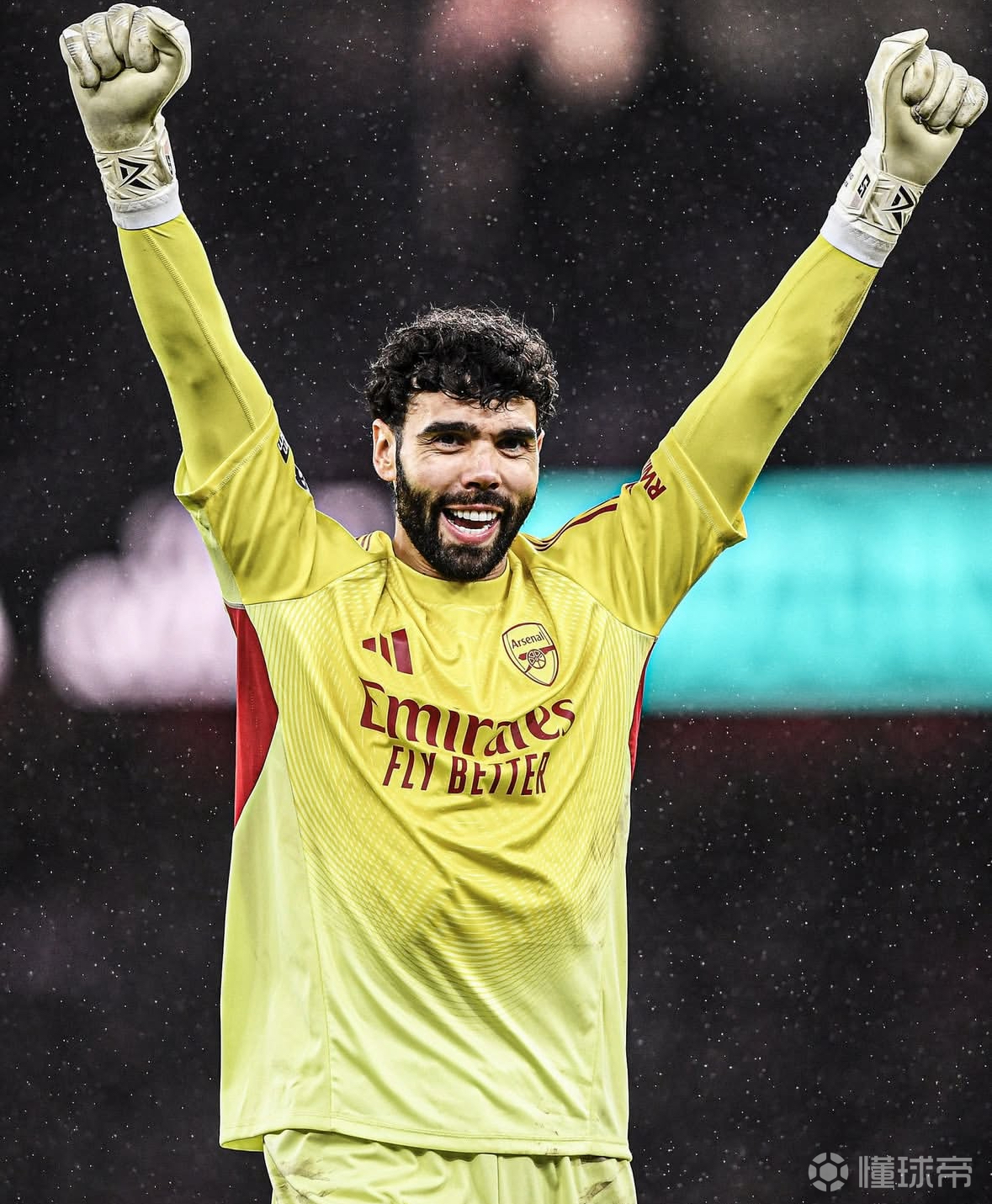 拉亚目前的零封场次，已追平了上赛季获得金手套的场次