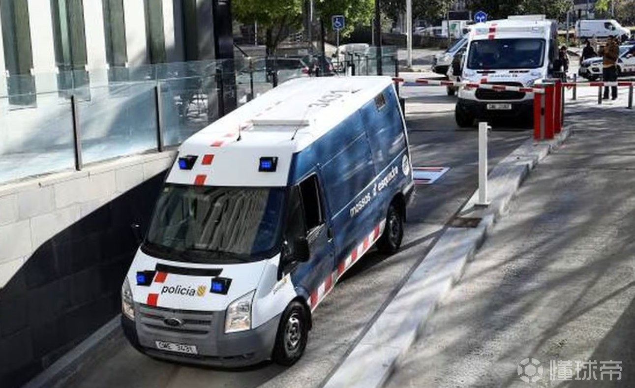 西媒：法蒂的弟弟涉嫌性侵，目前正在被调查