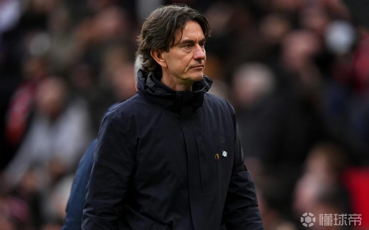 马特-劳：热刺球员合同中没有降级自动减薪的条款