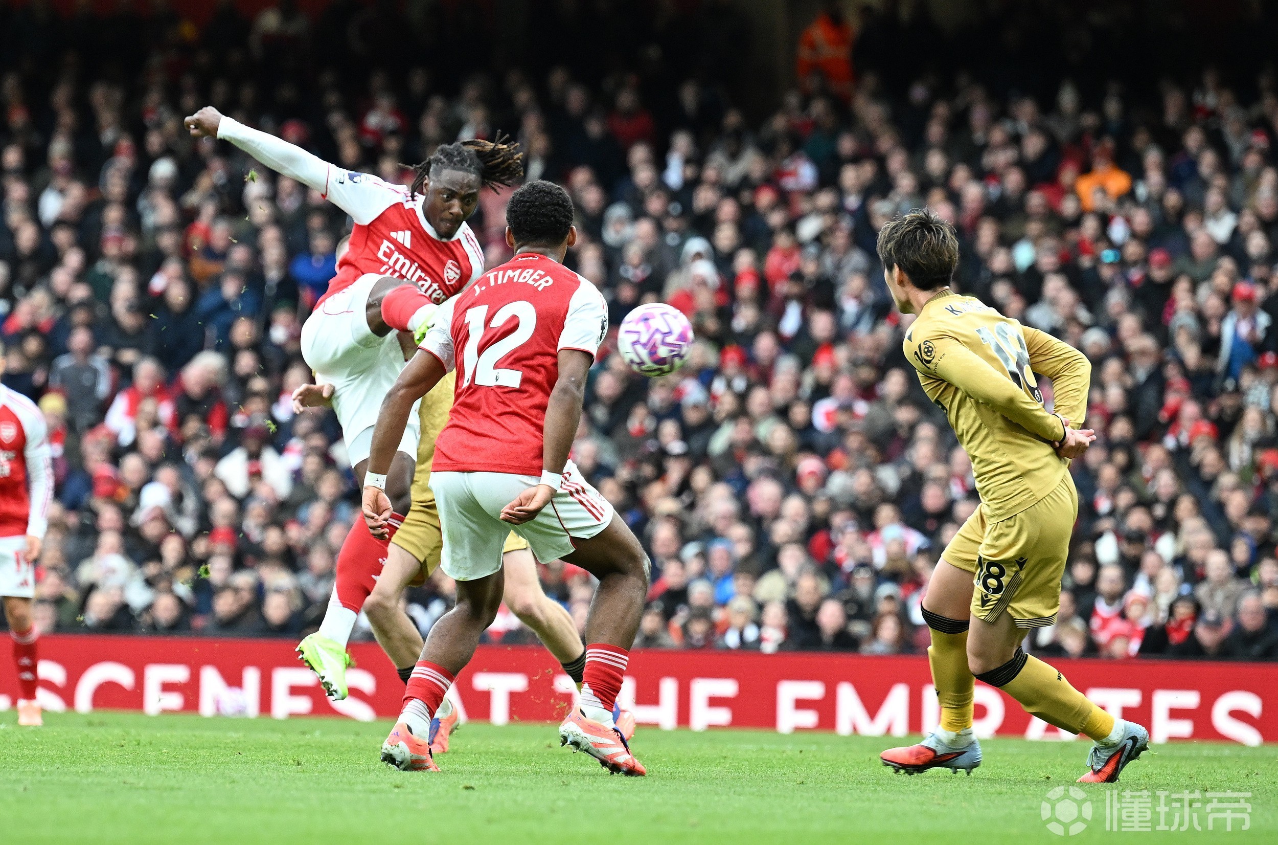 埃泽：短时间内参加多场比赛绝非易事；很期待北伦敦德比