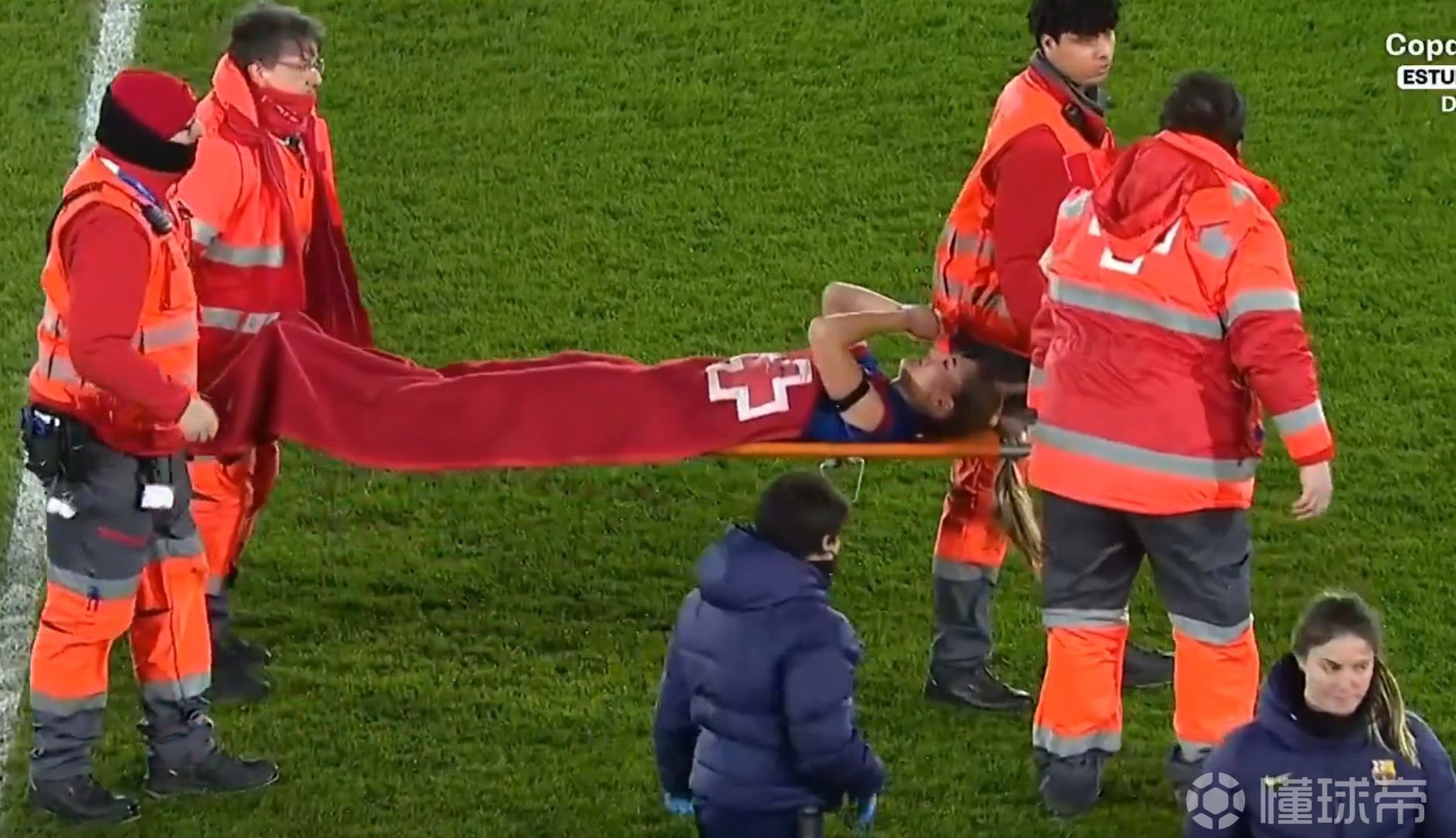 每体：巴萨研究发现，女足球员经期受伤后恢复时间延长至三倍