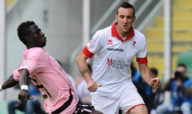 前巴里球员：孔蒂执教巴里时铁腕治军，曾禁止球员赛前性生活